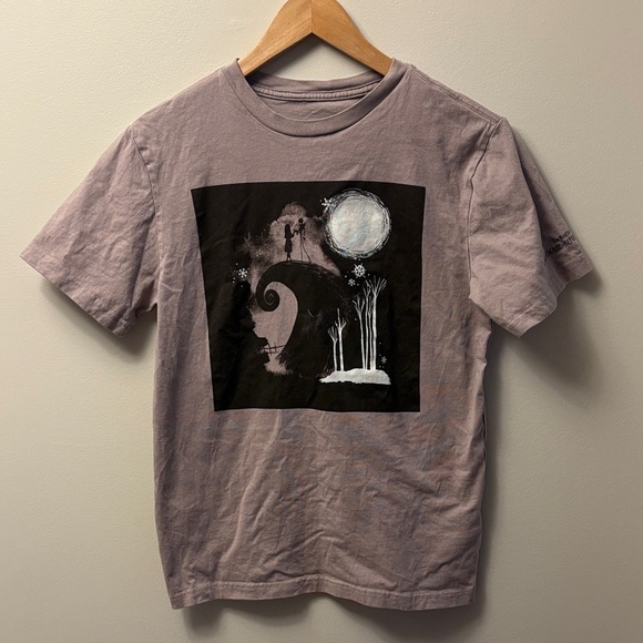 Walt Disney Tops - The Nightmare Before Christmas T-Shirt (Disney Parks) Size XS